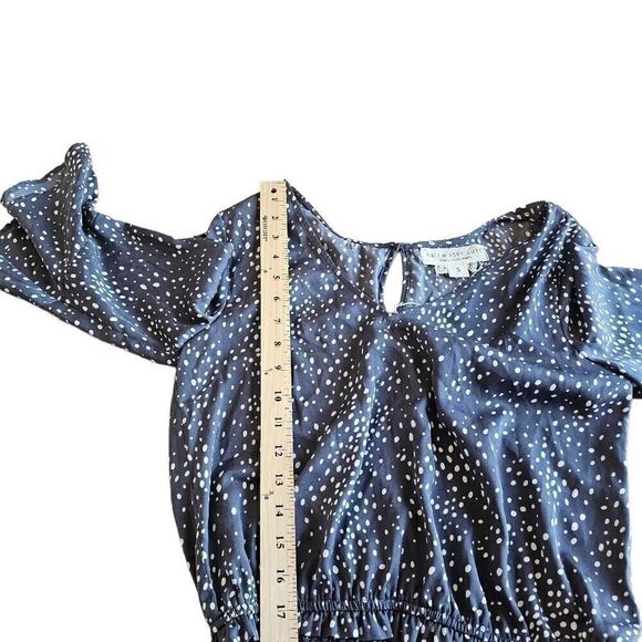 Saltwater luxe womens Sz S gray white polkadots bell sleeves blouse - Picture 4 of 8